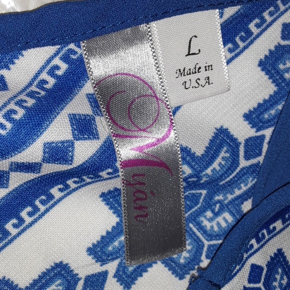 Beautiful top by Myan!! Size large - Picture 2 of 2